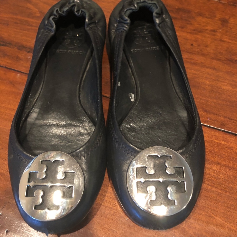 Tory Burch size 5 Black Flats